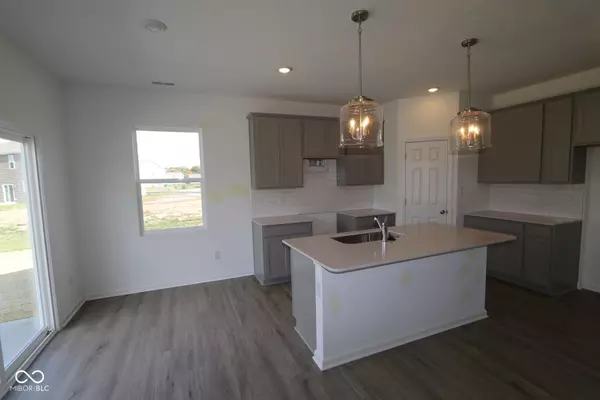 Indianapolis, IN 46259,6148 Paperbark WAY