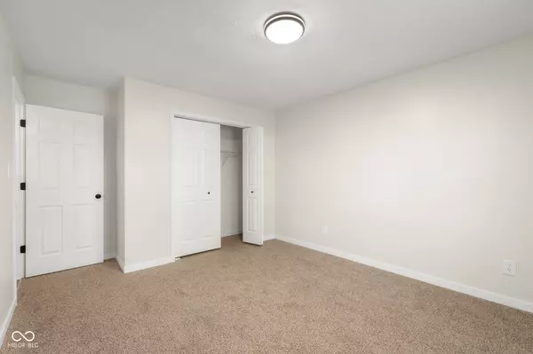 Hope, IN 47246,123 Schaefer DR