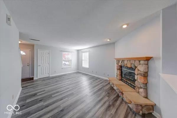 Greenwood, IN 46143,389 Springfield CIR