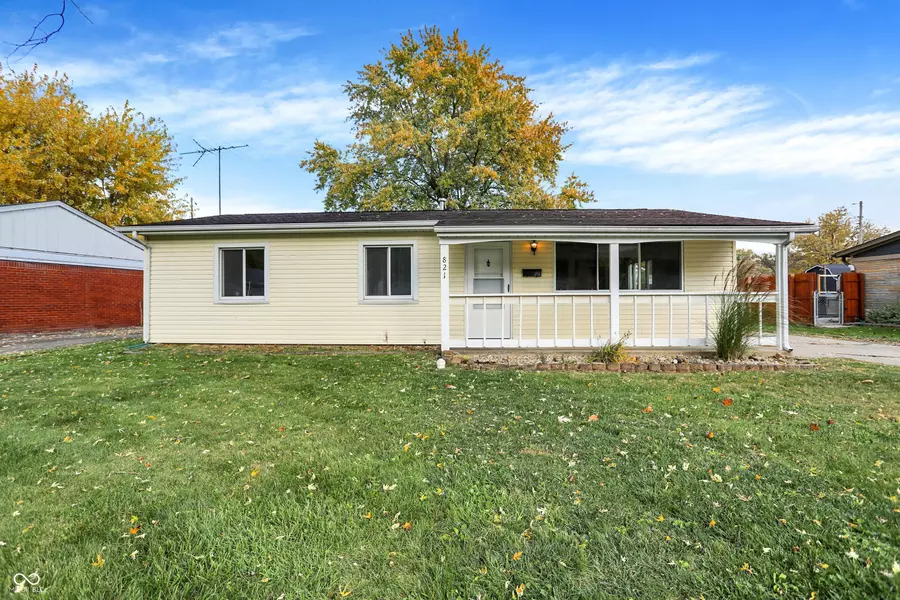 821 Princeton DR, New Whiteland, IN 46184