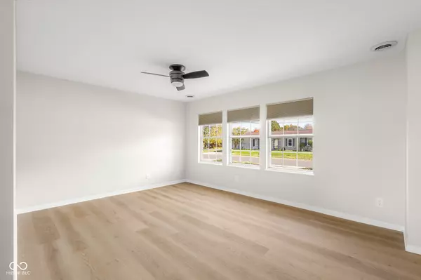 Columbus, IN 47203,1712 Prairie DR