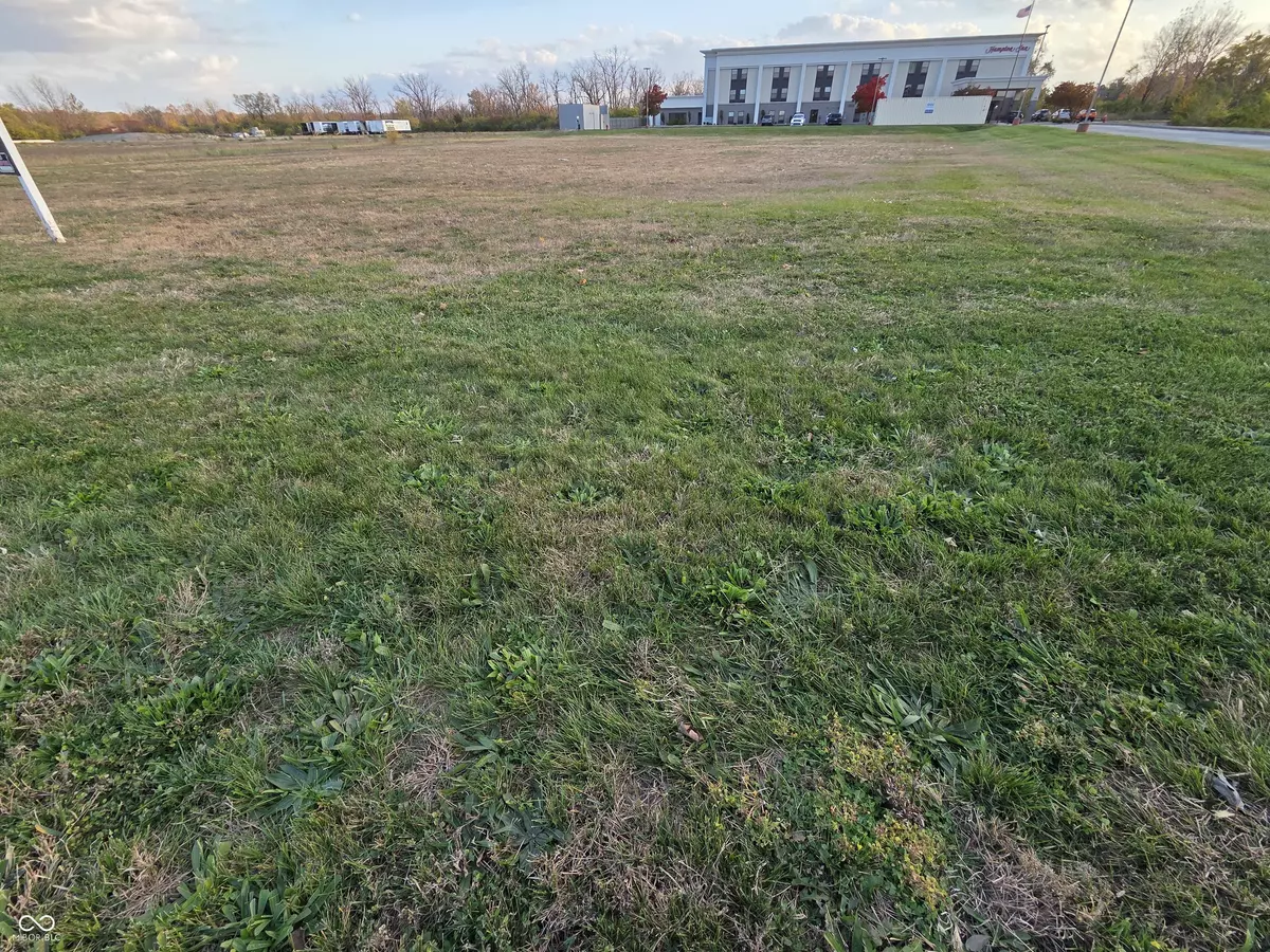 Shelbyville, IN 46176,65 E Rampart ST