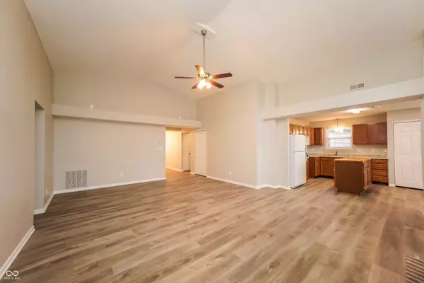 Indianapolis, IN 46254,4834 Countrybrook CT