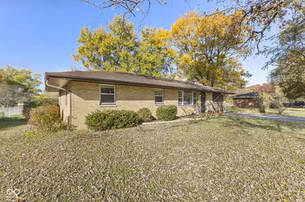 Indianapolis, IN 46217,7006 Mc Lain DR