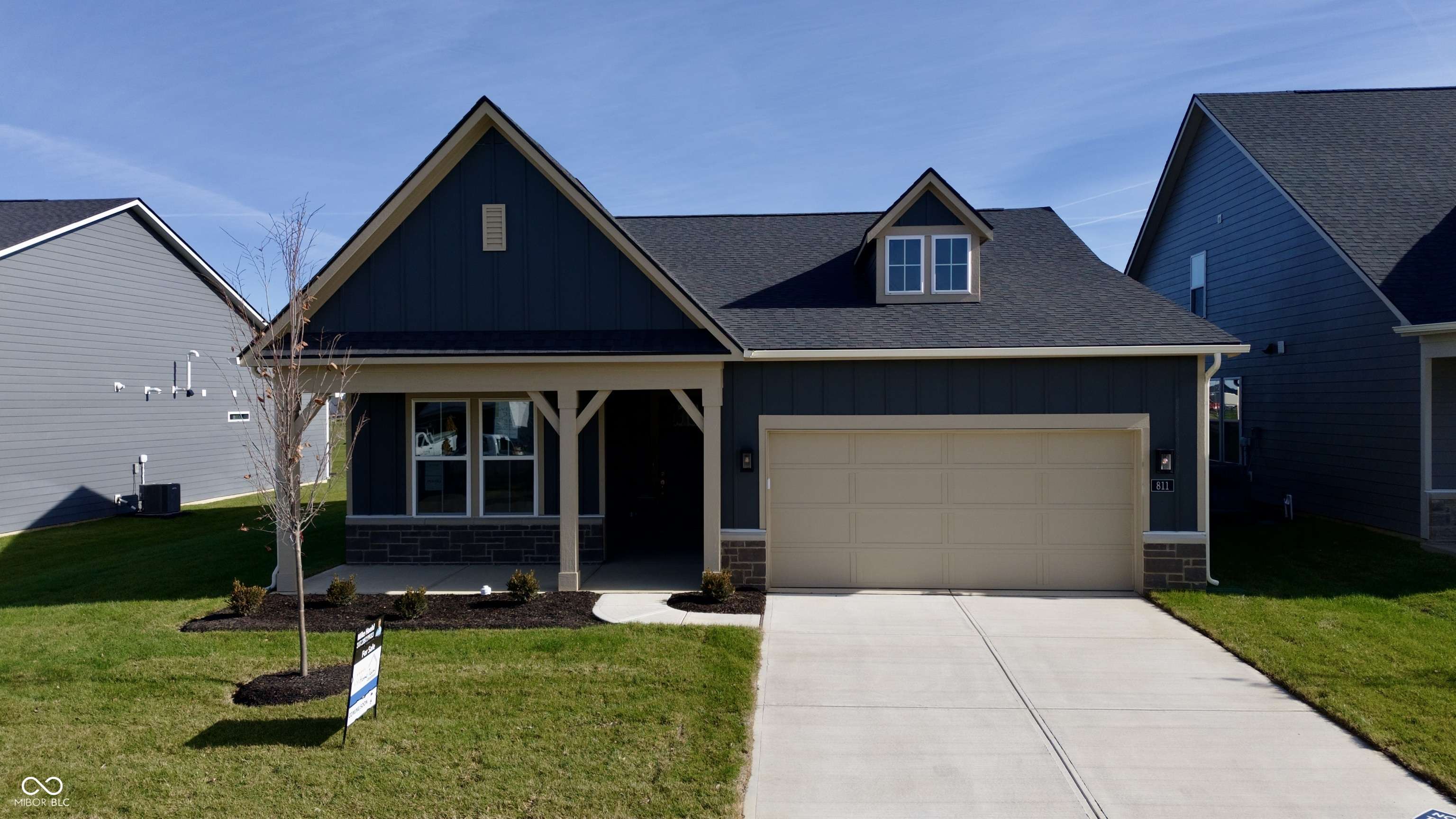 811 Daisy ST, Greenwood, IN 46143