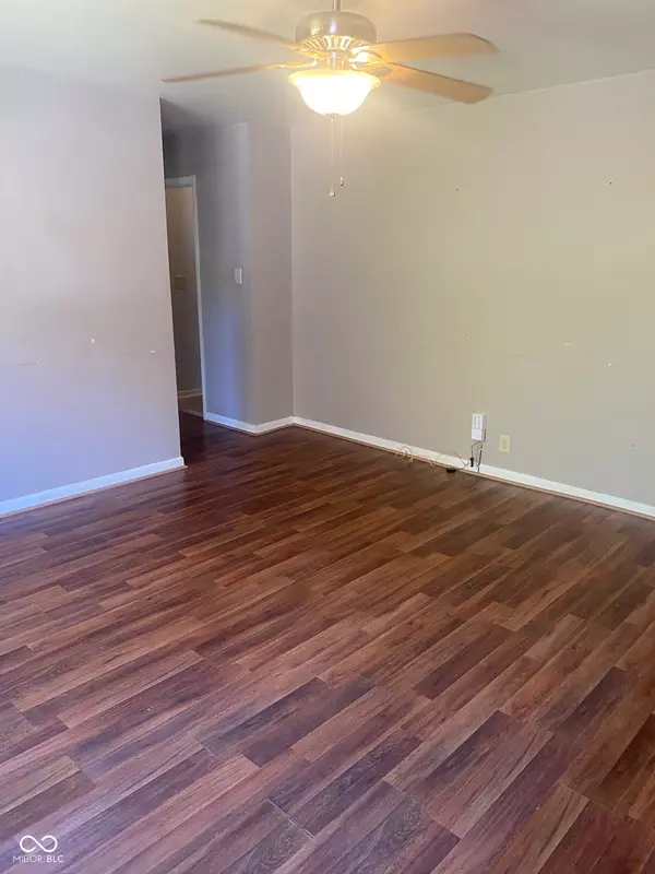 Indianapolis, IN 46280,10814 Central AVE