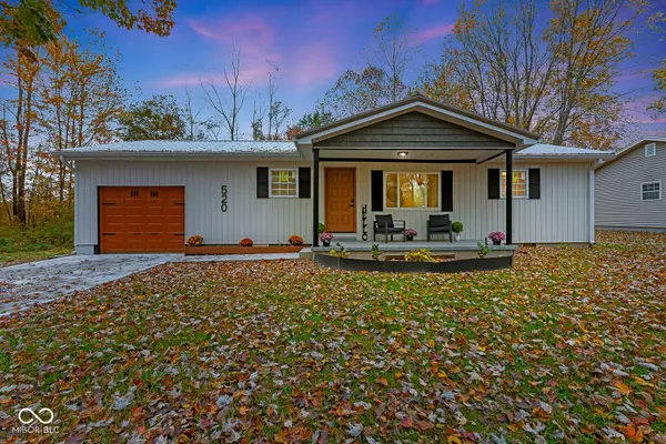 Austin, IN 47102,520 S Shady LN