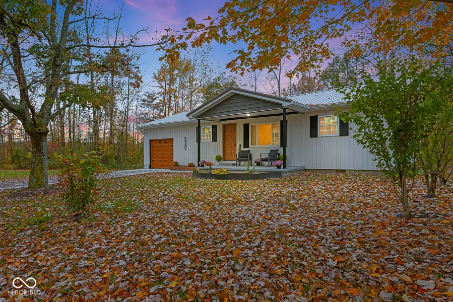 520 S Shady LN, Austin, IN 47102