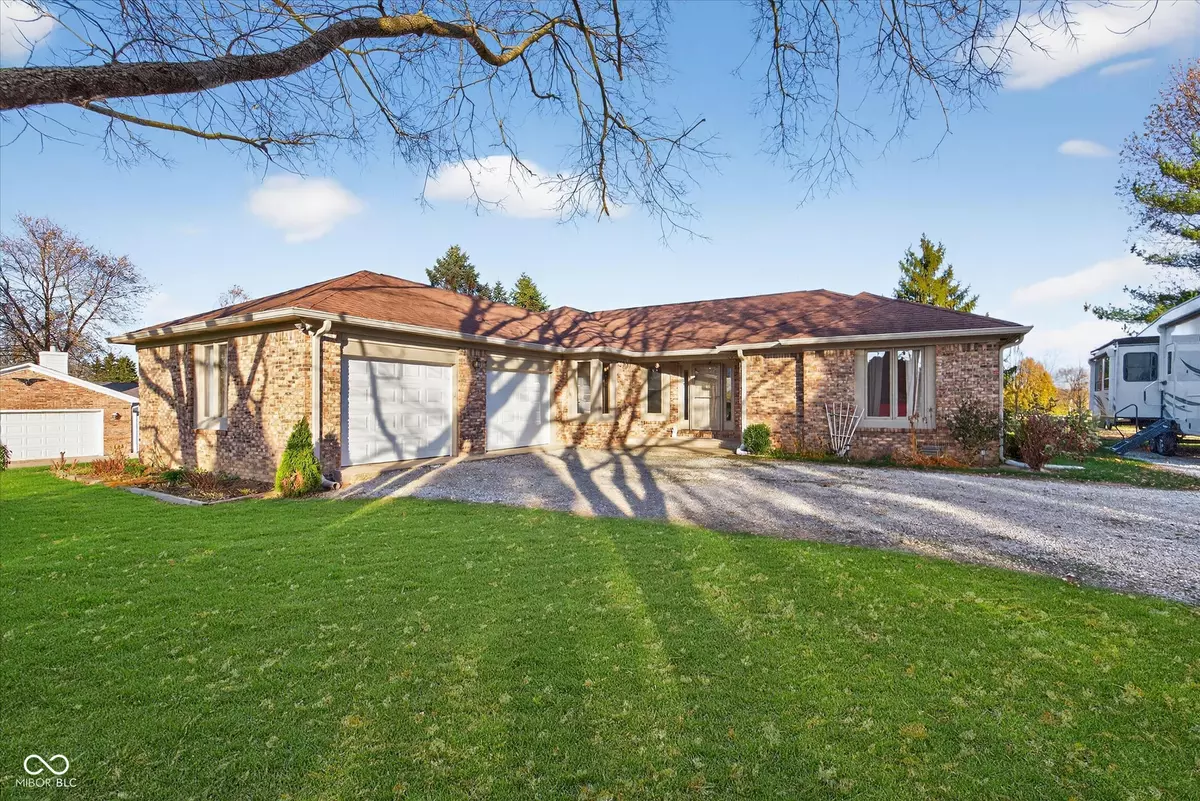 Greenfield, IN 46140,1951 N Valley LN