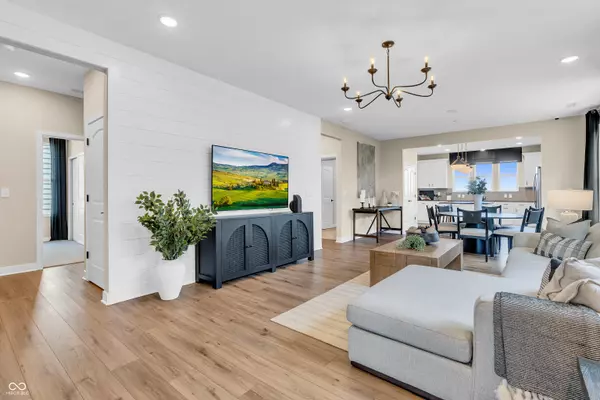 Noblesville, IN 46060,13296 Roundtop RD