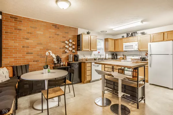 Indianapolis, IN 46205,3339 N Park AVE