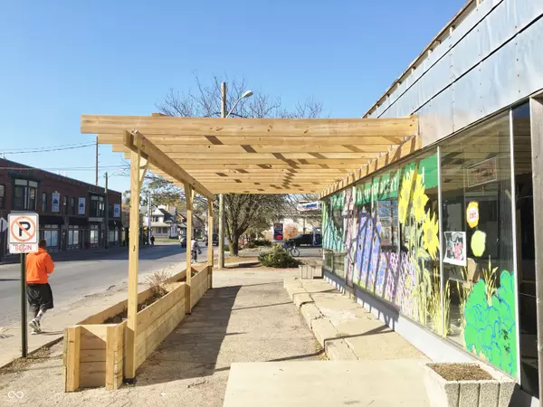 Indianapolis, IN 46201,2828 E 10th ST