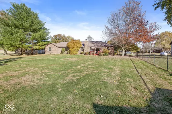 Pittsboro, IN 46167,5956 Cozy DR