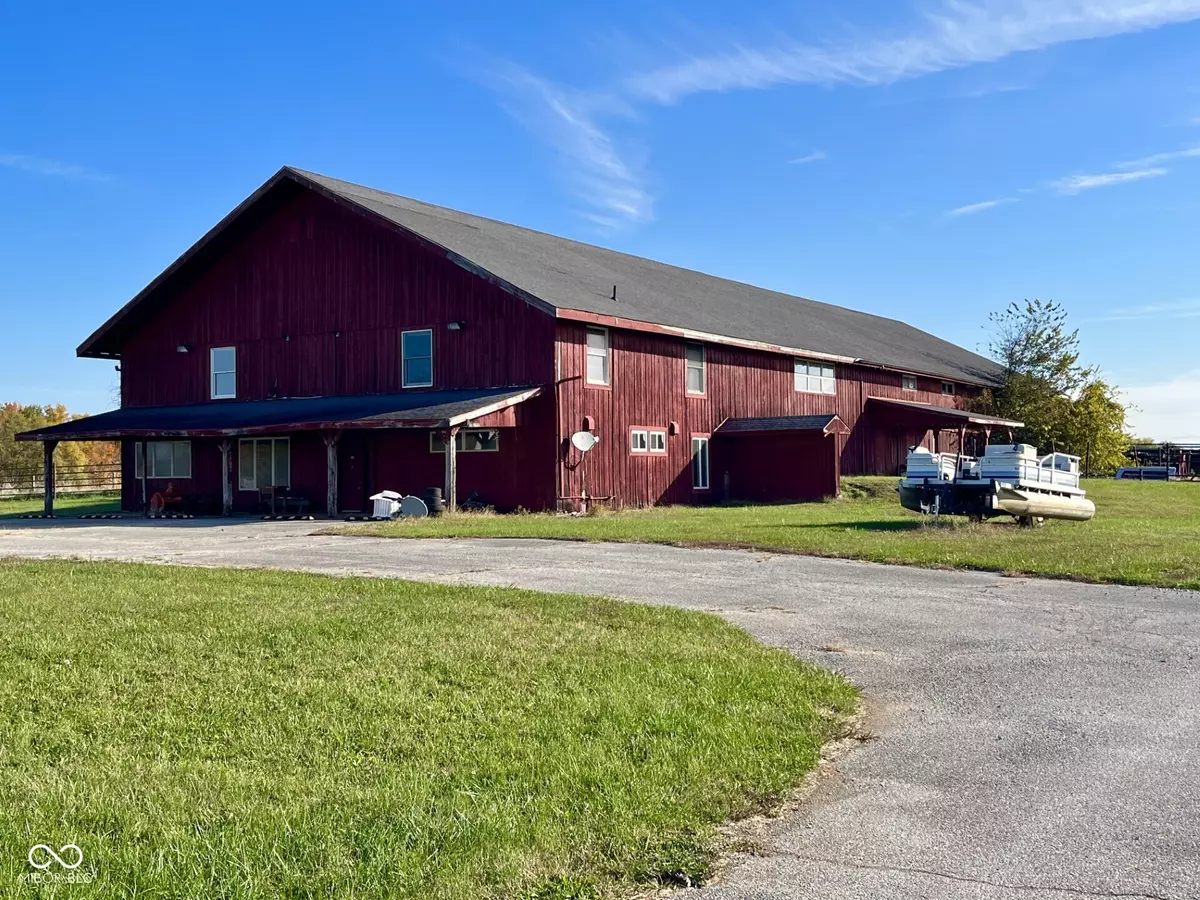 Brownstown, IN 47220,1500 N Block Co Rd 250 E