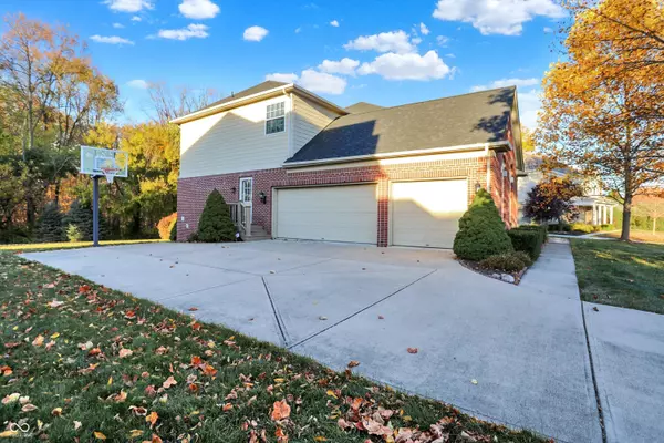 Carmel, IN 46074,3884 Long Ridge BLVD