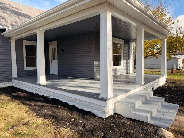 IN 47272,308 E Washington ST