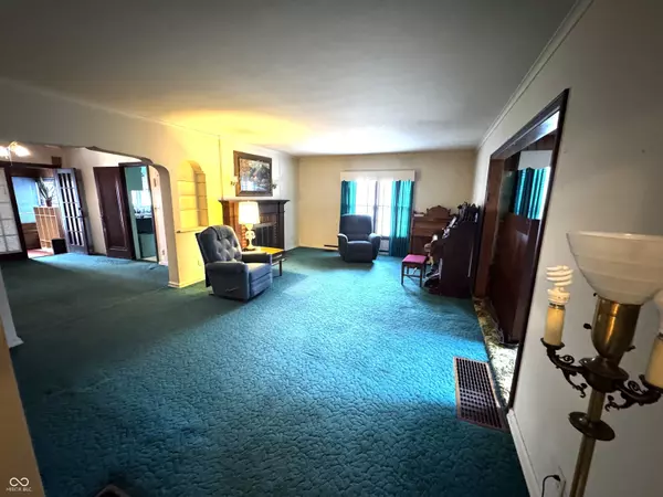 Columbus, IN 47201,1403 16th ST