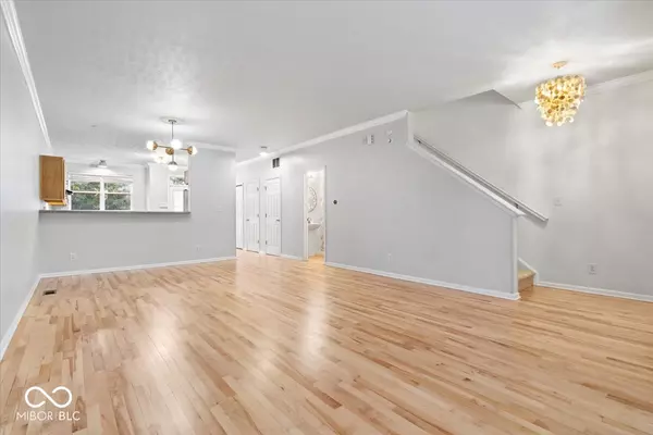 Indianapolis, IN 46205,2405 N Park AVE