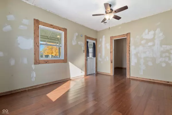 Edinburgh, IN 46124,203 N Clay ST