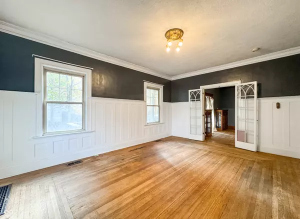 Terre Haute, IN 47802,1120 S 5th ST