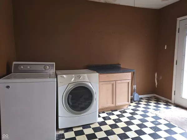 Rushville, IN 46173,336 E 9th ST