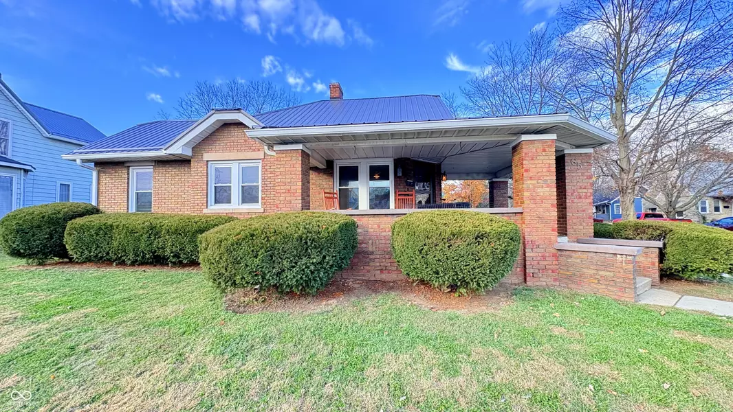 85 E Morgan ST, Spencer, IN 47460