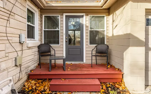 Indianapolis, IN 46220,5704 Crestview AVE