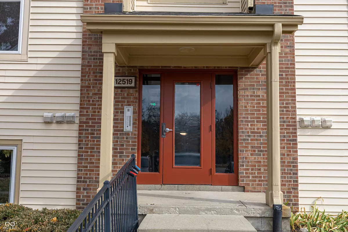 Carmel, IN 46032,12519 Timber Creek DR #6