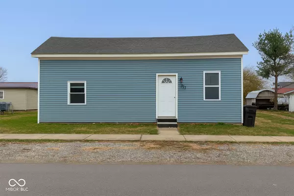 317 N Sycamore ST, Ladoga, IN 47954