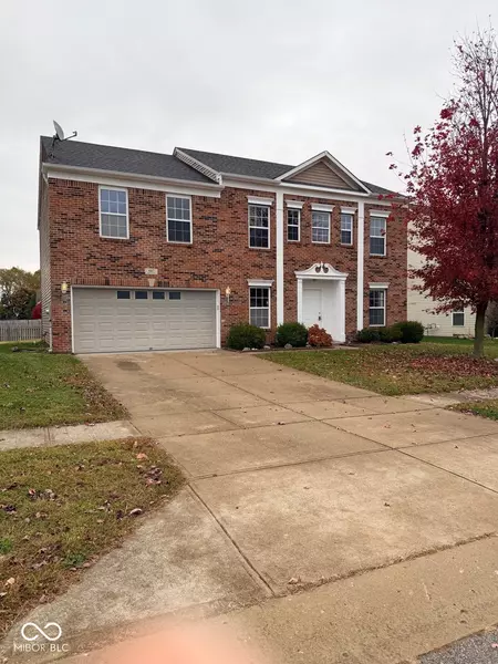 667 Timeless RUN, Greenwood, IN 46143