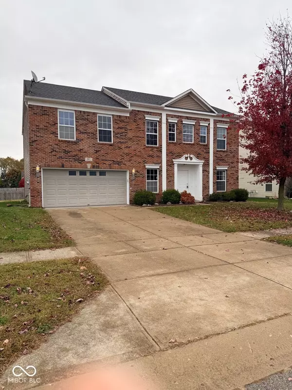 667 Timeless RUN, Greenwood, IN 46143