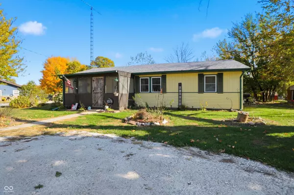 West Lebanon, IN 47991,301 S Adams ST