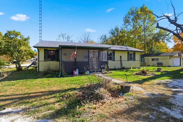 West Lebanon, IN 47991,301 S Adams ST