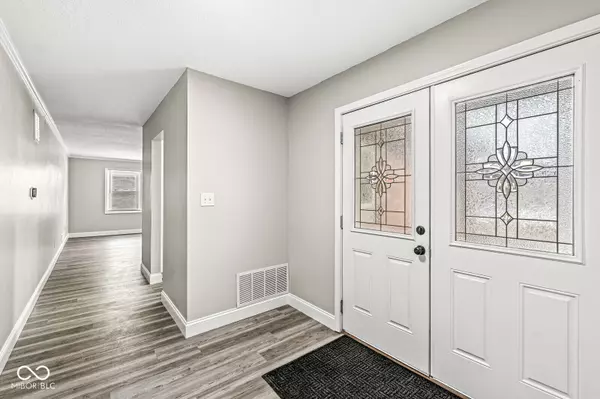 Indianapolis, IN 46268,2810 Pomona CT