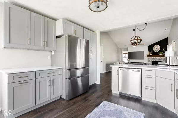 Indianapolis, IN 46254,6734 Dusk CT