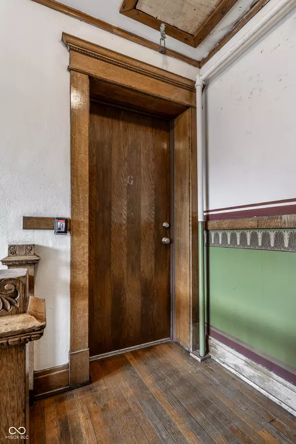 Indianapolis, IN 46204,108 E Saint Clair ST #APT G