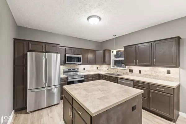 Indianapolis, IN 46221,5825 Jackie LN