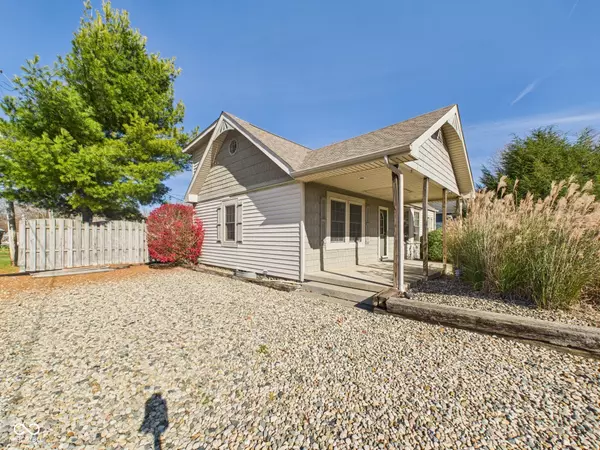 Pendleton, IN 46064,2916 Market ST