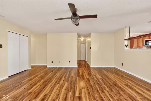 Indianapolis, IN 46239,8304 Weathervane CIR