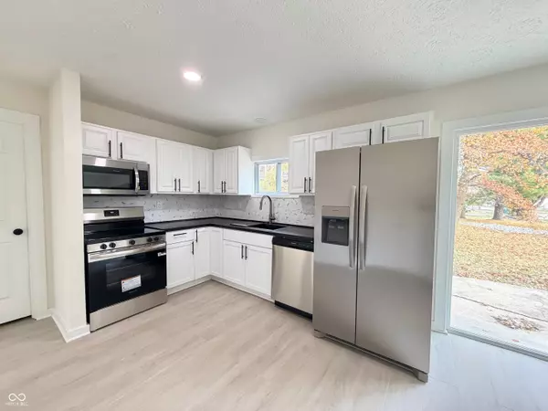 Indianapolis, IN 46221,6415 Kellum DR