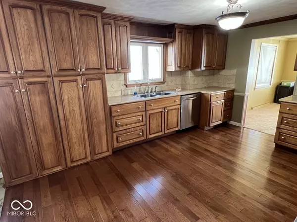 North Manchester, IN 46962,10690 N 175 E