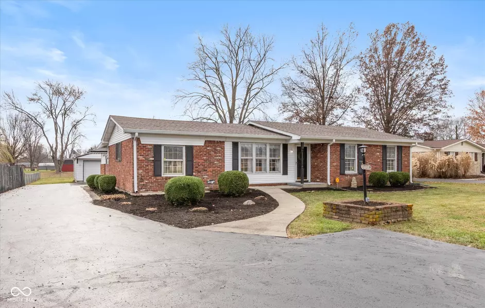 5459 W 300 S, New Palestine, IN 46163