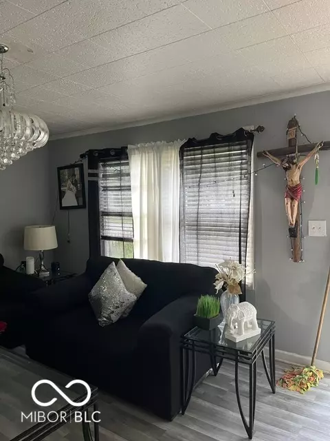 Indianapolis, IN 46222,1901 N Moreland AVE