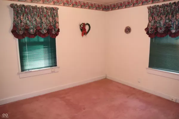 Indianapolis, IN 46219,5137 Brookville RD