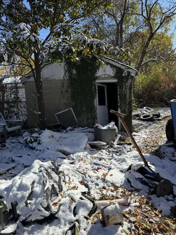 Indianapolis, IN 46227,611 Knox ST