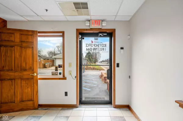 Columbus, IN 47201,1441 Central AVE