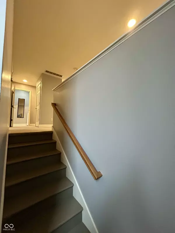 Indianapolis, IN 46202,2049 N Alabama Street REAR