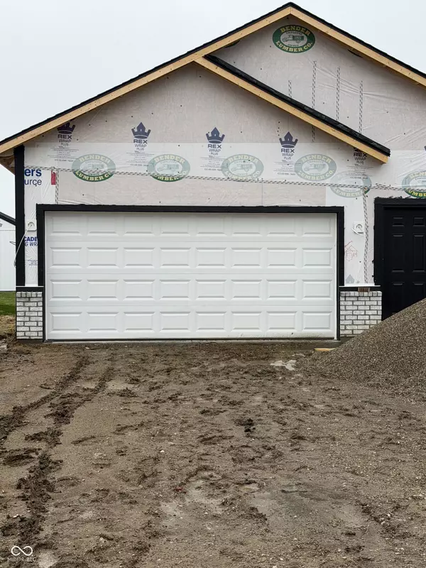 1436 Wigwam LN, Martinsville, IN 46151