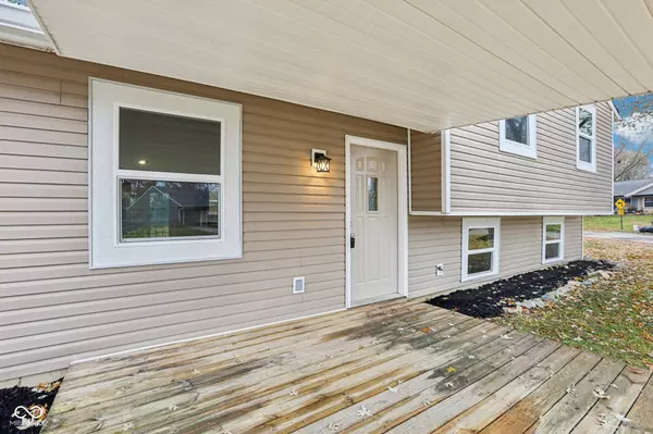 Indianapolis, IN 46237,5525 Prairie Dog DR