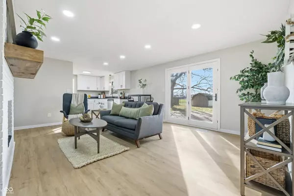 Anderson, IN 46017,3325 E 100 S